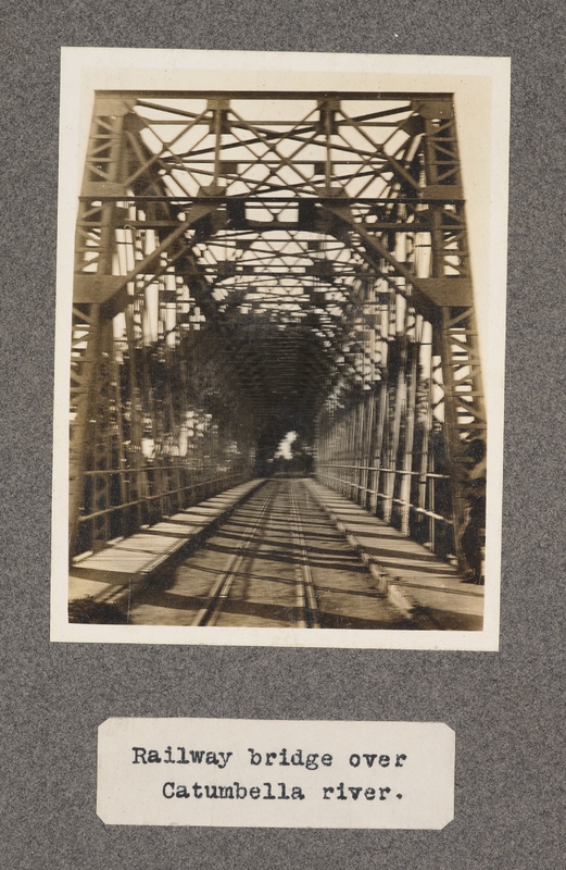 Railway bridge over Catumbella River