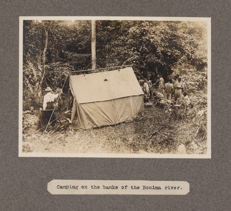 Camping on the banks of the Bocima River