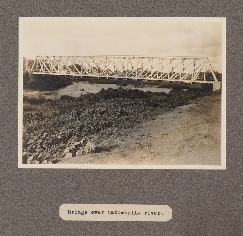 Bridge over Catumbella River