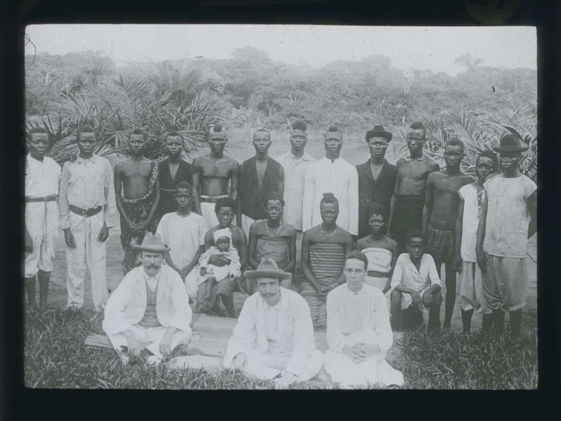 John Harris, Alice Seeley Harris, Rev. Edgar Stannard with the Congolese 